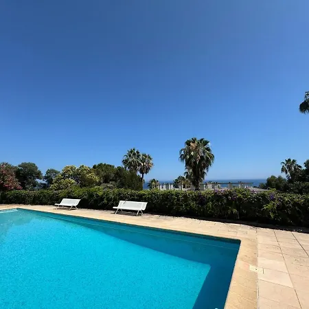 Daire Beautiful 2p With Sea View, Pool, Air-conditioned Vallauris